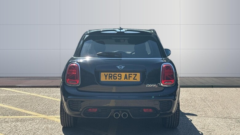 MINI Hatchback 2.0 Cooper S Sport II 5dr Auto Petrol Hatchback